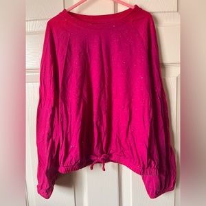 Girls size 7/8 long sleeve shirt.